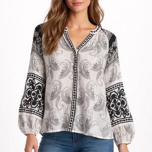 Tolani Cadence Paisley Embroidered Blouse Medium Boho Peasant Top